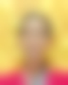 Full body photo of Indonesian maid: MIRAHATI